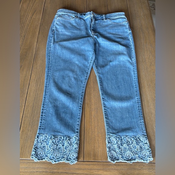 Ralph Lauren Y2K denim embroidered eyelet hems Women’s Jeans high-rise Size 12 - Picture 2 of 10